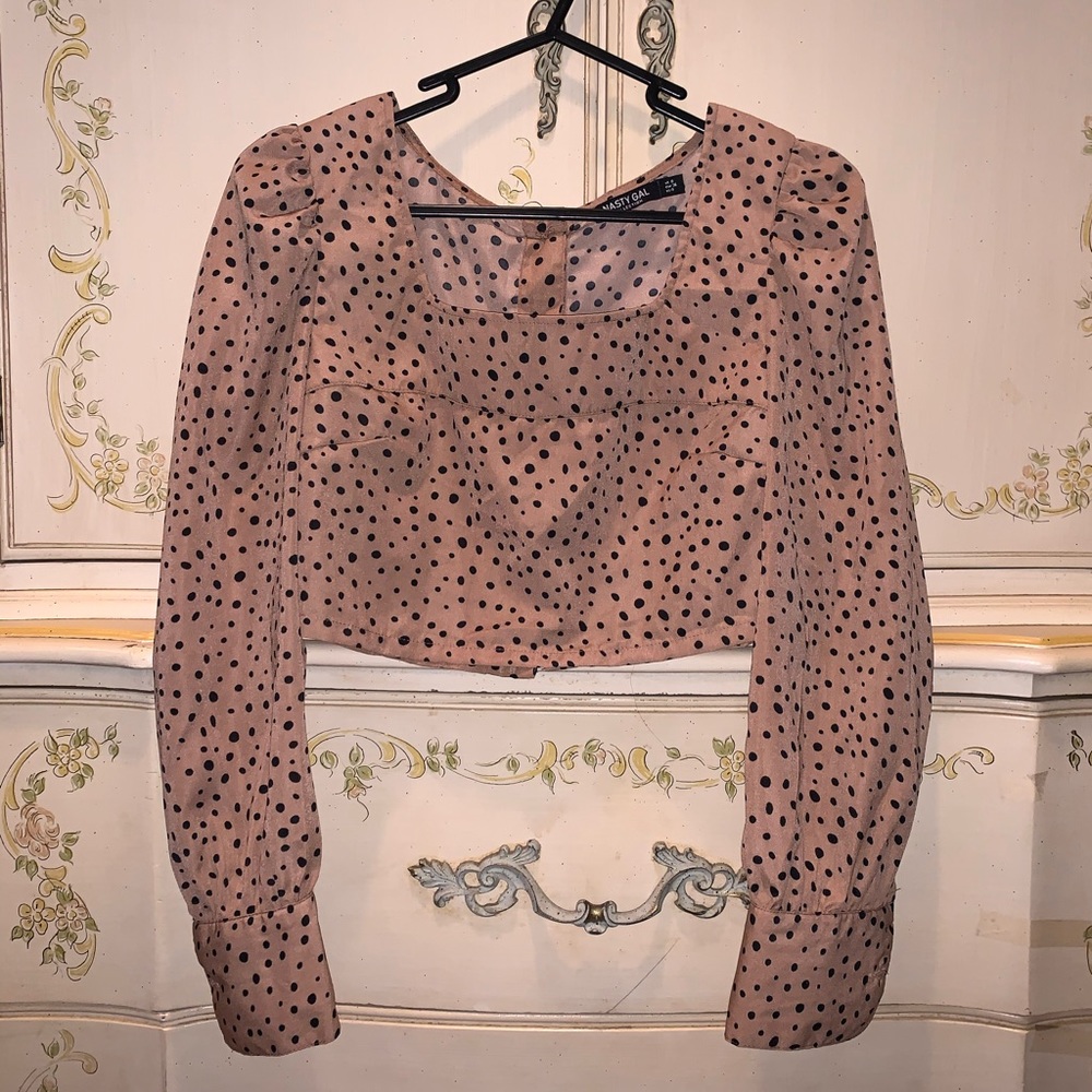 Long sleeve polka dot crop blouse